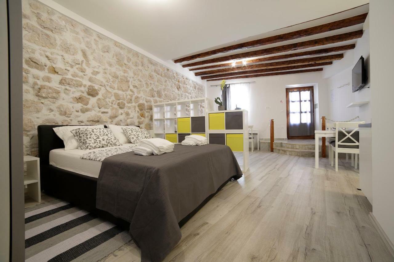 Zen Studio In Center Of Rovinj Bagian luar foto